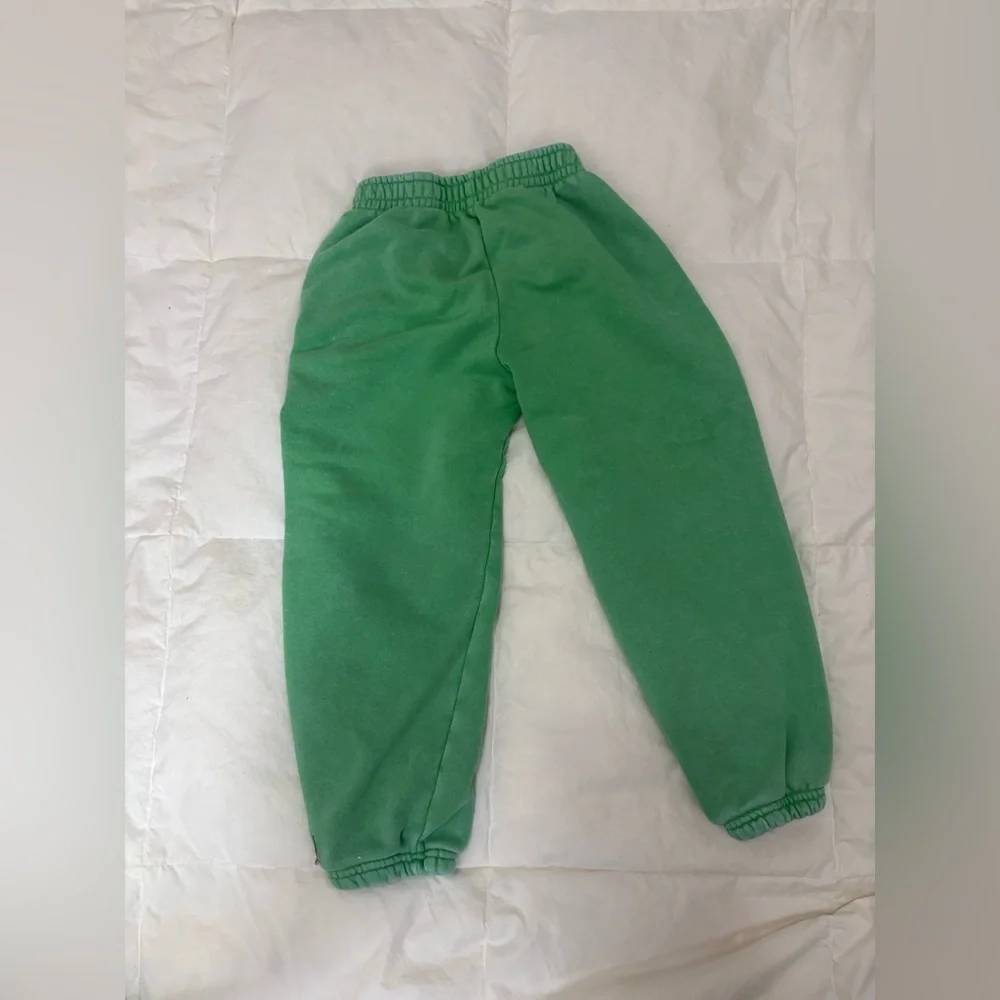 5 year old Green Hoodie and Sweatpants Set - Picture 4 of 8